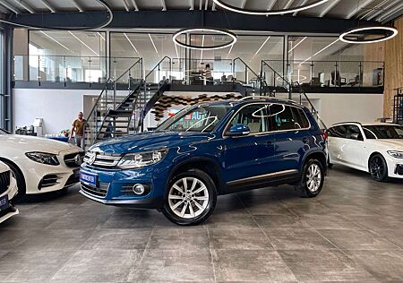 VW Tiguan Volkswagen Sport & Style 4Motion *AHK*NAVI*TEMPO*PDC