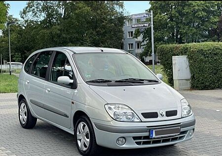 Renault Scenic 2.0 16V RXi