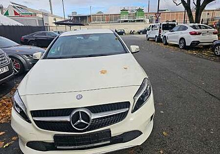 Mercedes-Benz A 180 BlueEFFICIENCY Edition
