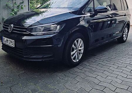 VW Touran Volkswagen 2.0 TDI SCR (BlueMotion Technology) Highline