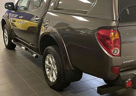 Mitsubishi L200 Intense Doppelkabine 4WD,Hardtop