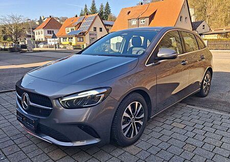Mercedes-Benz B 180 7G-DCT Progressive Advanced