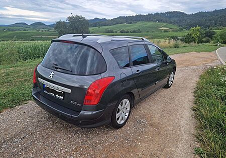 Peugeot 308 SW 120 VTi Family