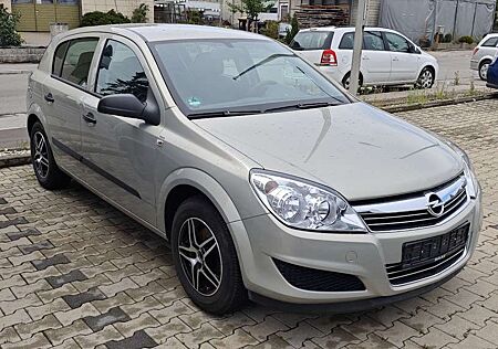 Opel Astra Selection "110 Jahre"