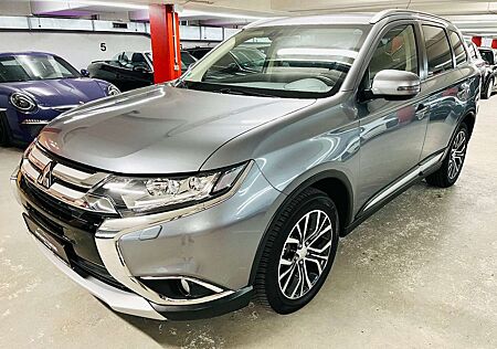 Mitsubishi Outlander Top 2.2 DI-D Top 4WD 7-Sitzer