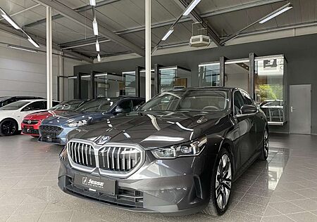 BMW 550 e xDrive LED Pano Live Cockpit Prof. ACC H&K