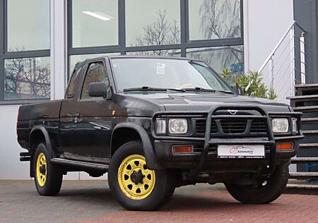 Nissan Pick Up 4x4 2.4 2.Hand