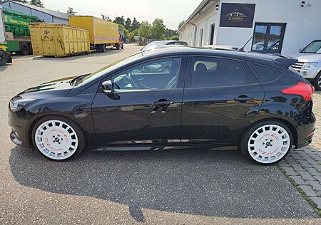 Ford Focus ST Performance Kamera/SHZ/PDC/Sport!!!
