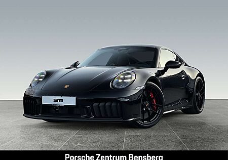 Porsche 911 Carrera 4 GTS