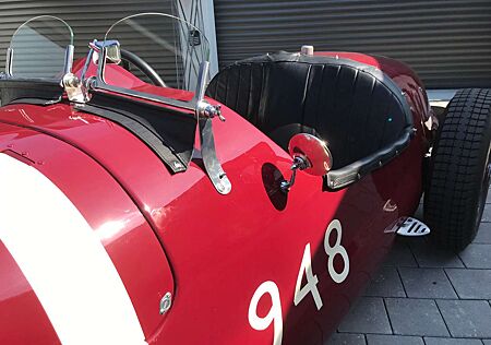 Oldtimer Others LEA FRANCIS-Rennwagen Deutsche H-Zulassung
