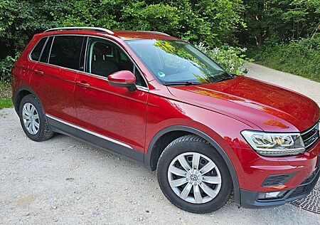 VW Tiguan Volkswagen 1.4 TSI ACT (BlueMotion Technology) DSG Sou