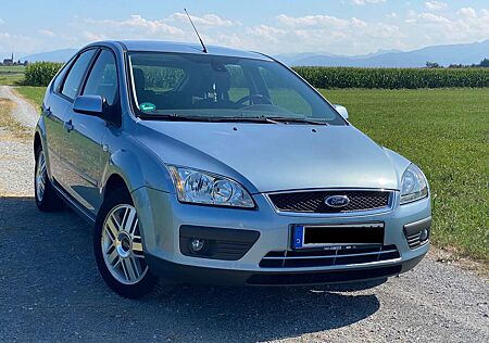 Ford Focus 1.6 16V Aut.Ghia