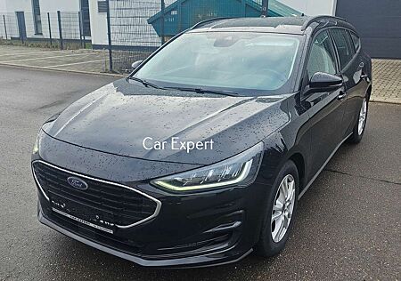 Ford Focus Cool&Connect,Navi,Voll LED,8xbereift,1Hand,PDC,Alu