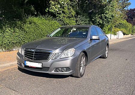 Mercedes-Benz E 250 CDI DPF BlueEFFICIENCY Automatik Elegance