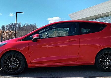 Ford Fiesta ST mit wenig km, Panoramadach, Navi, Performance Paket, usw. TOPZUSTAND!!!