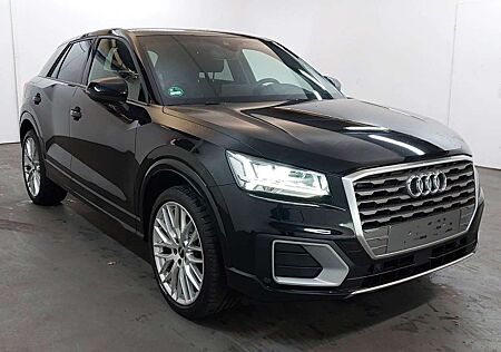 Audi Q2 Sport LED Kamera Navi ACC Digital 19`