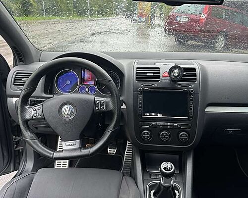 Volkswagen Golf GTI 2.0