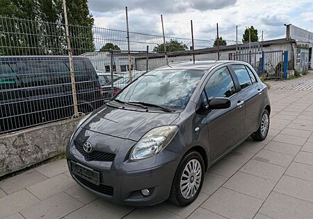Toyota Yaris Motor 1,3 Ltr. - 73 kW 16V KAT