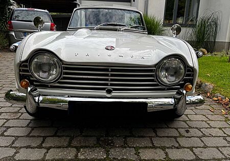 Triumph TR4 IRS 4A H-Zulassung
