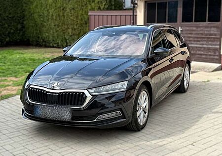 Skoda Octavia Combi 2.0 TDI DSG Sportline