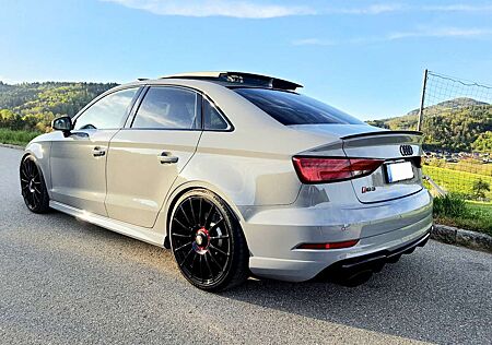 Audi RS3 2.5 TFSI quattro