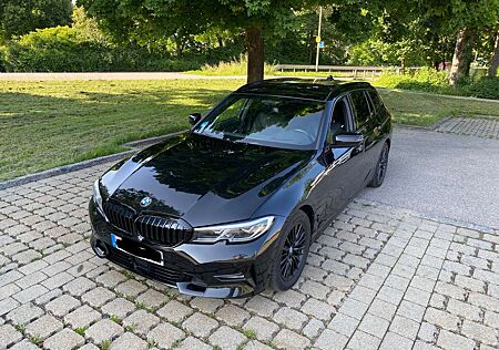 BMW 318d 318 Touring Aut. Sport Line