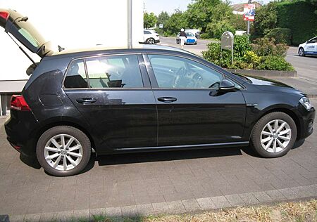 VW Golf Volkswagen 1.2 TSI BlueMotion Technology Lounge