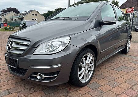 Mercedes-Benz B 180 CDI -NAV-PDC-Shzg