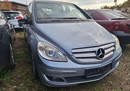 Mercedes-Benz B 200 Turbo (245.234)
