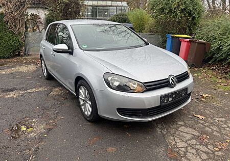 VW Golf Volkswagen Trendline Tüv neu 1.hand