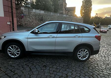 BMW X1 sDrive 18 i Advantage