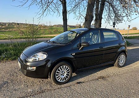 Fiat Grande Punto 1.2 8V/Klima/ 5 Türer
