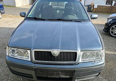 Skoda Octavia Combi Diesel 1.9 TDI Combi Tour