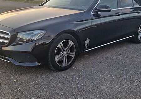 Mercedes-Benz E 220 d 4Matic T All-Terrain 9G-TRONIC Avantgarde