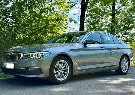 BMW 520i 520 A Business Limousine