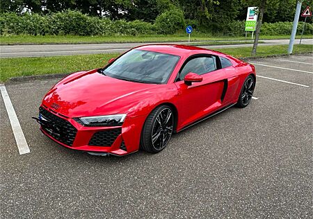 Audi R8 5.2 FSI RWD performance