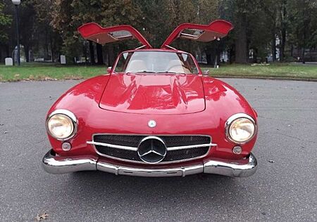 Mercedes-Benz 300 SLK Gullwing Flügeltürer 300SL K