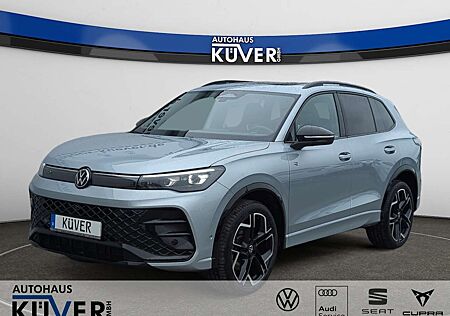 VW Tiguan Volkswagen R-Line 2,0 TDI DSG 4M+Navi+Pano+ACC+AHK
