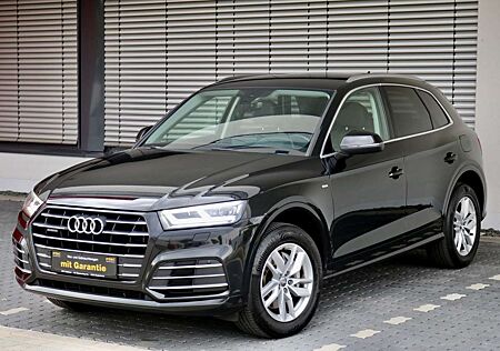 Audi Q5 55 TFSI e quattro sport/S-LINE/PDC/NAVI/ACC