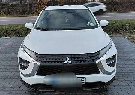 Mitsubishi Eclipse Cross Plug-In Hybrid 4WD Basis