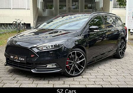 Ford Focus Turnier ST*KeyFree*