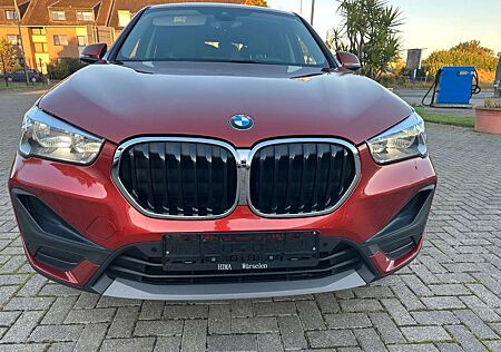 BMW X1 Baureihe sDrive 20 d Advantage*Leder*4x4*