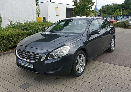 Volvo V60 DRIVe