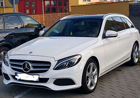Mercedes-Benz C 220 (BlueTEC) d T 7G-TRONIC Avantgarde