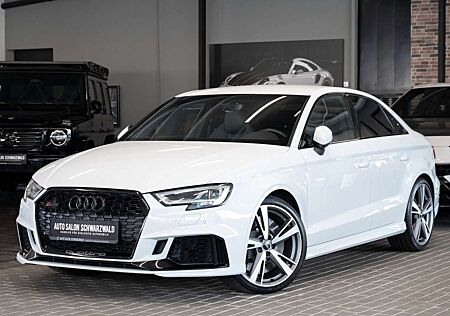 Audi RS3 LIMOUSINE|RS-AGA|RS-SITZE|CARBON|B&O|NO OPF!