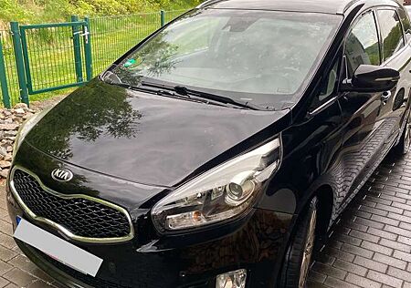 Kia Carens 1.7 CRDi Vision