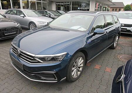 VW Passat Variant Volkswagen GTE 1.4 TSI eHybrid NAVI AHK TEILLEDER KAMERA IQ LIGHT ALU ACC APS SITZHEIZUNG CLIMATRONIC