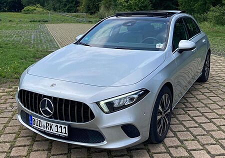 Mercedes-Benz A 180 d Adv.Klima Pano Kam.Navi SpurSHZ Scheckheft