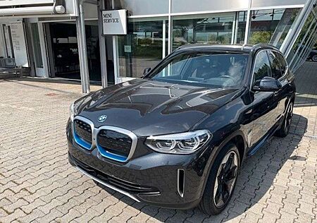 BMW iX3 Baureihe Impressive