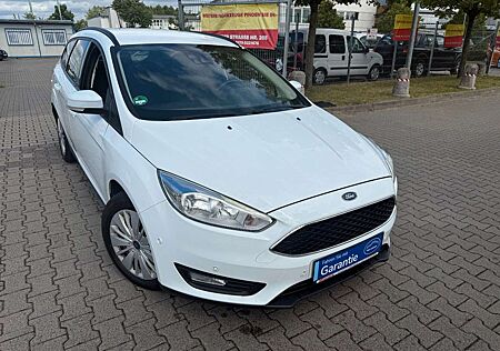 Ford Focus 1.0 ECO BOOST*BUSINESS*GR.NAVI*AUTOM*SHZ**